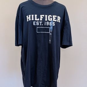 NWT Men's Tommy Hilfiger T-shirt